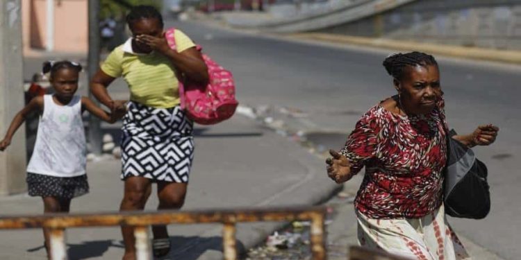 Consejo de Seguridad de la ONU, preocupado por situación "crítica" en Haití