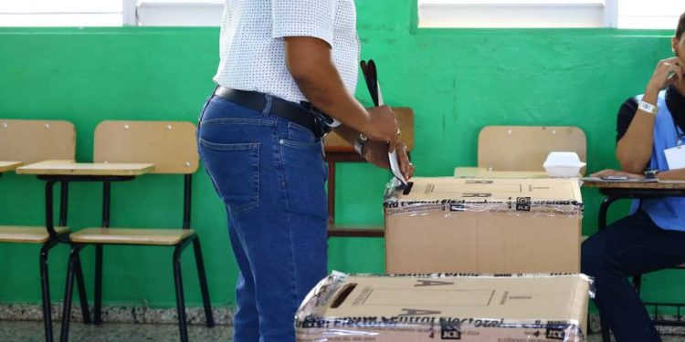 Llegó la hora cero para inscribir candidatos a las elecciones de mayo