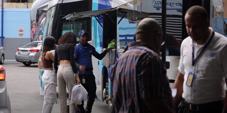 Entre viajes y habichuelas con dulce: estos son los planes de los dominicanos para Semana Santa