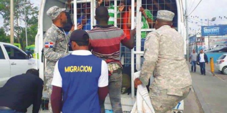 La RD deportó 174,602 haitianos en el año 2023