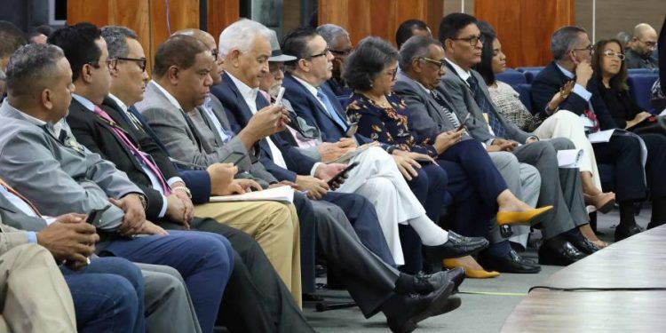 Partidos barajan la escogencia de sus candidatos a la vicepresidencia