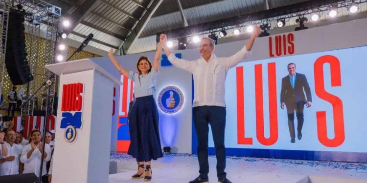 PRM formalizará esta tarde candidaturas de Luis Abinader y Raquel Peña