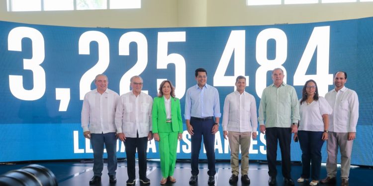 RD recibe 3.2 millones visitantes en los primeros tres meses 2024