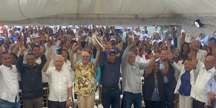 Hipólito estima Abinader ganará elecciones dominicanas con 70%