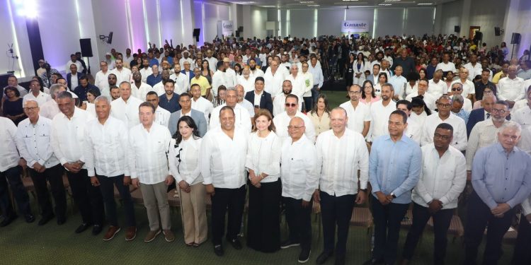 Tabaqueros y exportadores del país lanzan en Santiago GANASTE, estrutura de apoyo a la reelección de Luis Abinader y Raquel Peña