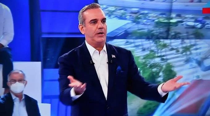 Luis no suelta la bandera de la unidad ¡qué bien!