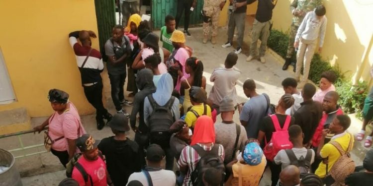 Hotel en Elías Piña fungía como escondite de 72 haitianos con estatus migratorio irregular