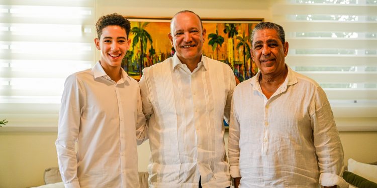 Ulises Rodríguez agradece a Espaillat defensa del país; recibe visita del legislador