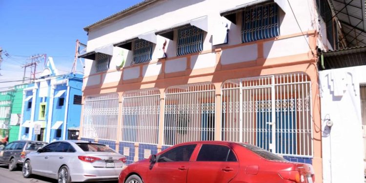 En poder de Conani niño de tres años que presenció doble homicidio en Santiago