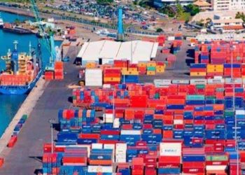Bandas secuestran en Haití un barco que transportaba 1,500 sacos de arroz