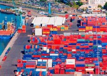 Naviera Evergreen anuncia suspensión de sus escalas en Haití