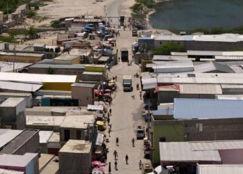 El mercado de Jimaní, custodiado por el Cesfront, que no puede actuar en la "tierra de nadie"