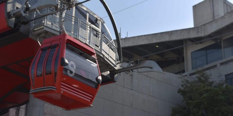 Teleférico de Santiago extiende horario de sus operaciones