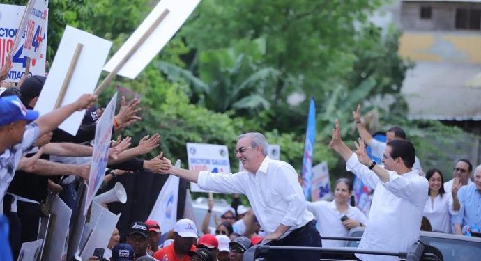 PRM y aliados ganan en 100% colegios electorales en Santiago