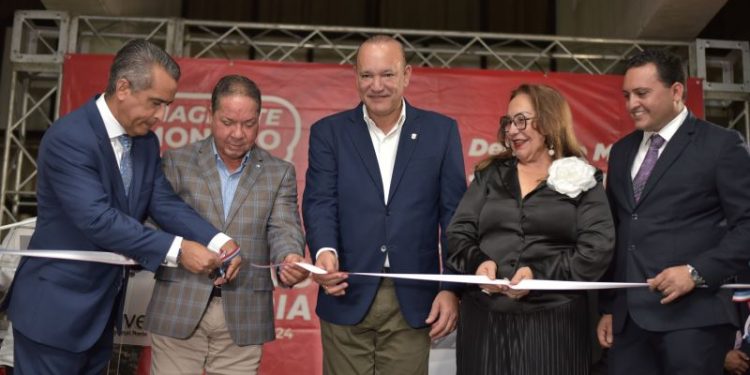 Inauguran en Santiago Gran Auto Feria Anadive 2024