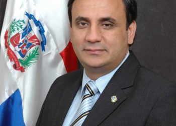 Elías Serulle renuncia de la FP; alega allí se practica lo mismo que en el PLD
