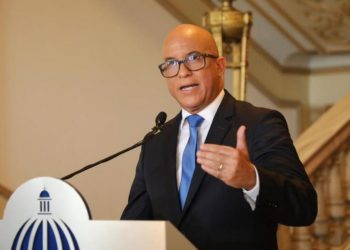 Gobierno lamenta decisión de FP posponer reunión con Abinader