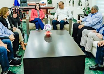 Alcaldía de Santiago inicia preparativos y coordinación para la Copa Mundial de Fútbol Femenino Sub-17