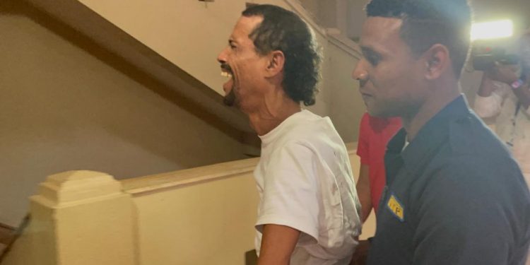 Imponen tres meses de prisión preventiva contra red estafaba usurpando identidad de fiscal de Santiago