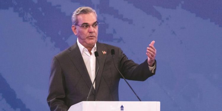 Abinader dice hará un Gobierno de consenso tras ganar mayoría en el Congreso Nacional