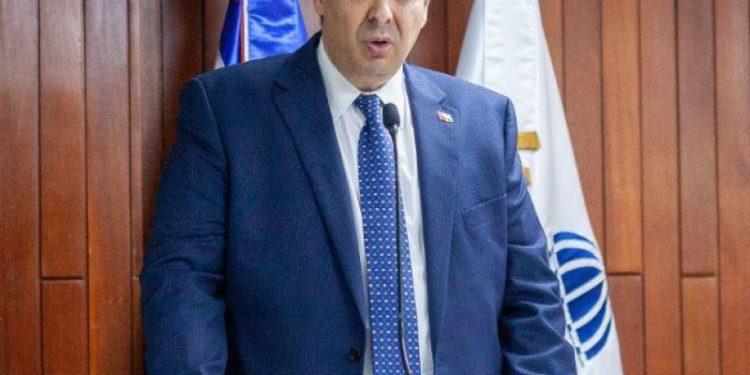 Ministro de Salud no autorizó charla de “igualdad y equidad de género” en centro educativo