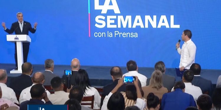 Gobierno afirma recibió el Luis E. Aybar incompleto