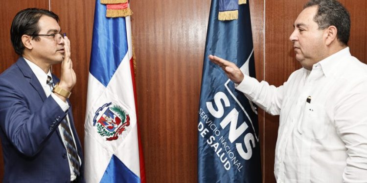 Doctor Hilario es Juramentado director Servicio Regional de Salud Norcentral