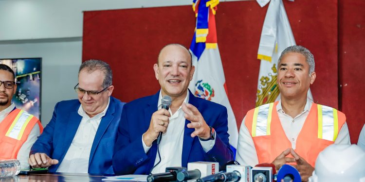 Alcaldía de Santiago y EDENORTE anuncian programa de iluminación para mejorar seguridad