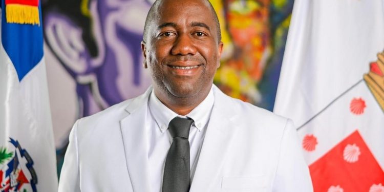 Regidor Odalys Tejada Renuncia del PLD