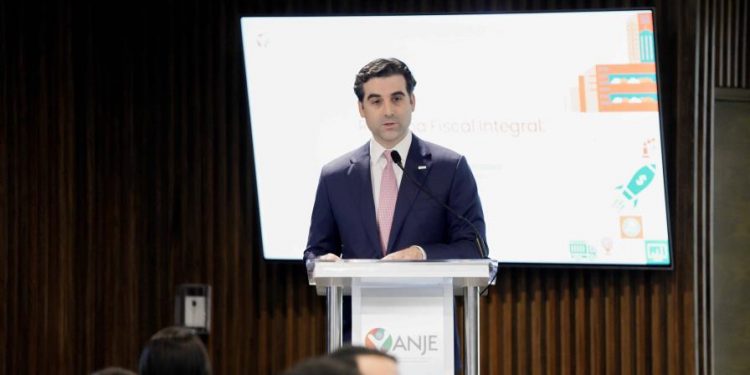ANJE organiza foro sobre reforma fiscal y su impacto en las mipymes