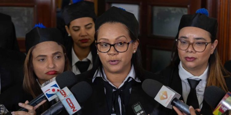 Acuerdos del Ministerio Público con imputados deben ser homologados por el tribunal