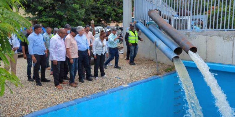 Gobierno pone en funcionamiento electrobombas en el canal La Vigía de Dajabón