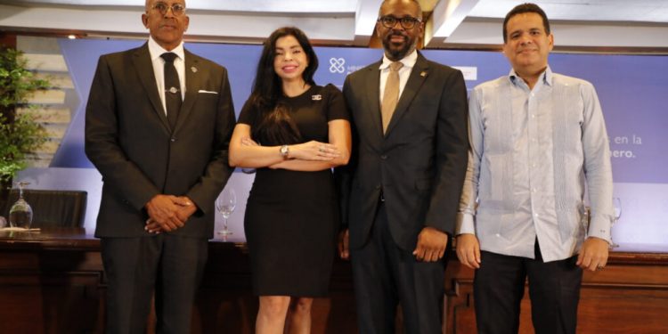 Contraloría informa serán muy estrictos con el cumplimiento de la Ley 311-14