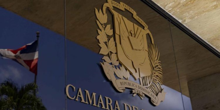 Si los diputados se escogieran por mayoría simple, PRM habría obtenido más escaños