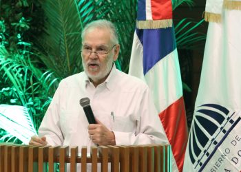 Ministro de Medio Ambiente enfatiza importancia de proteger las cuencas hidrográficas de República Dominicana