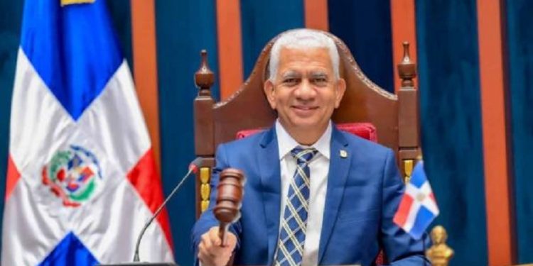 El presidente del Senado dice aprobación del Código Penal se quedó para después del 16 de agosto