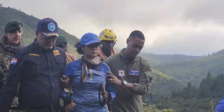 Rescataron este lunes con vida a senderista Trinidad de la Cruz