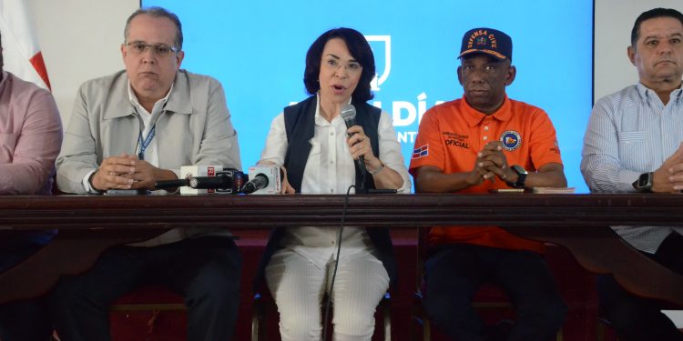 Alcaldía de Santiago activa Comité de Prevención ante inminente impacto del huracán Beryl