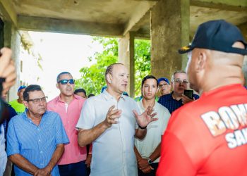 Alcalde Ulises Rodríguez informa gobierno terminará edificio del Cuerpo de Bomberos