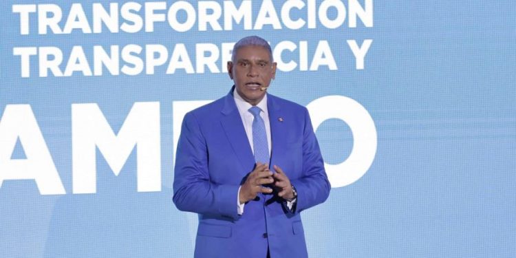 Gobierno promete seguro de vida de RD$1 millón para los policías