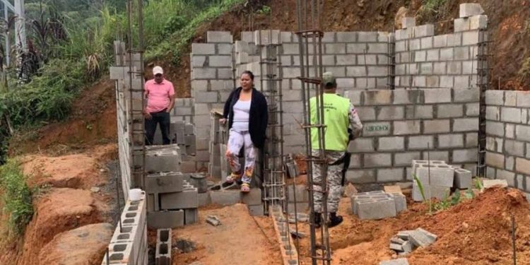 Procuraduría detiene construcción en área de amortiguamiento de Loma La Humeadora
