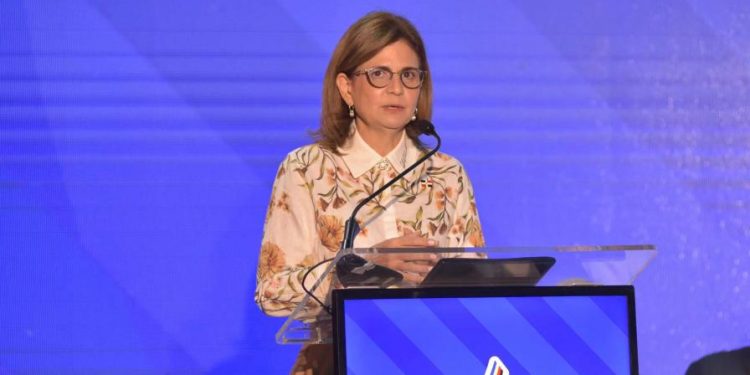 El Gobierno tratará con representantes de sectores productivos las obras que requiere Santiago