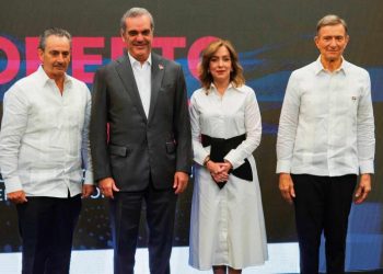 Roberto Álvarez asegura que urge combatir a los traficantes de inmigrantes