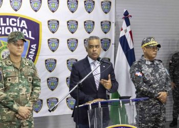 Ministro de la Presidencia: 6 policías han muerto y 20 han sido heridos en "intercambio de disparos"