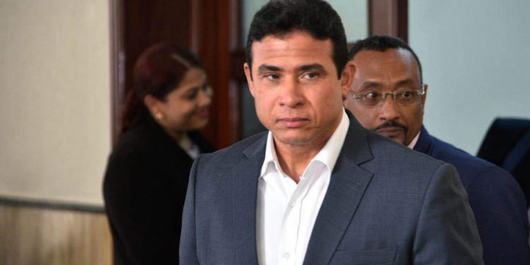 De vivir en vivienda asignada, Adán Cáceres pasó a la opulencia como jefe de seguridad presidencial