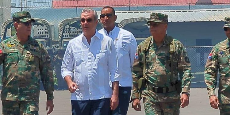 Abinader inaugura nuevas instalaciones del Décimo Batallón de Infantería en Dajabón