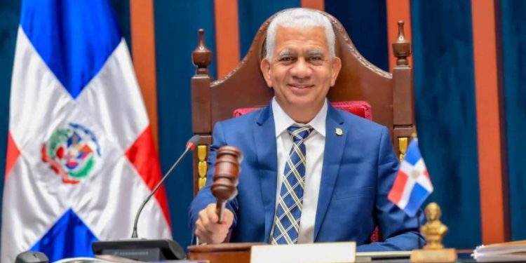 Senado aprueba proyecto de ley que libera de impuestos las sucesiones y donaciones