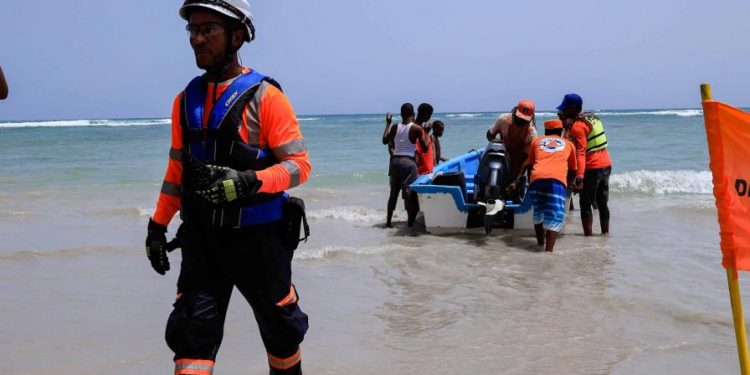 Ascienden a cinco los fallecidos durante naufragio de embarcación ilegal en Guayacanes