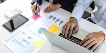 Factores cualitativos en el análisis crediticio