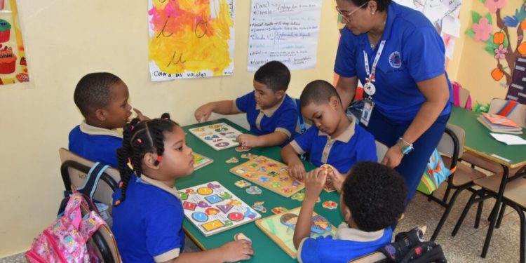 Minerd emite ordenanza sobre lineamientos de la educación inclusiva en RD